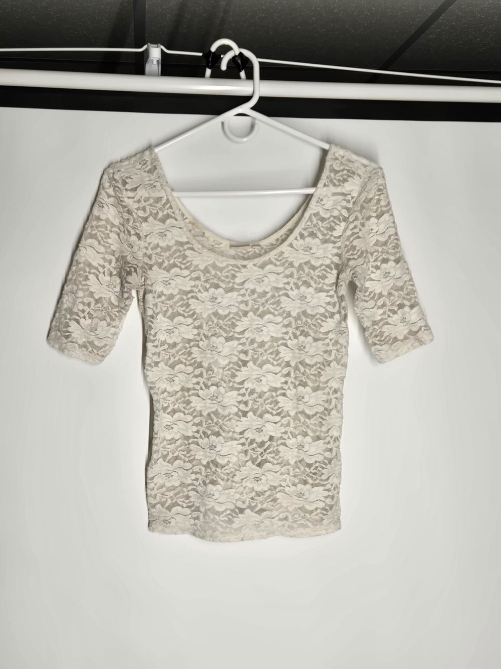 Mudd Cream Floral See-Through Lace Scoop Neck Top